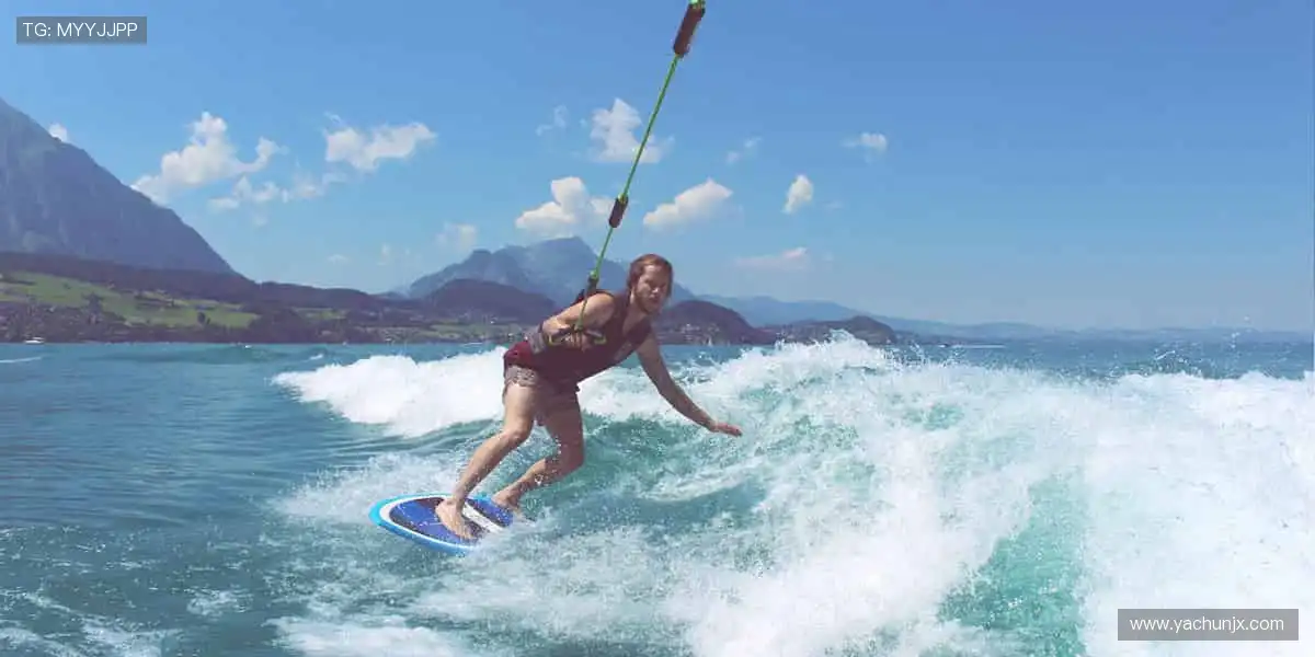 🎧戴上它，沉浸式感受赛场的每一次呼吸！